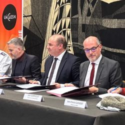 L’université de Caen Normandie signe, le mercredi 22 janvier 2025, une convention de partenariat avec le Parquet du Tribunal judiciaire de Caen, la Préfecture du Calvados, la Direction interdépartementale de la police nationale et l’association d’aide aux victimes ACJM.